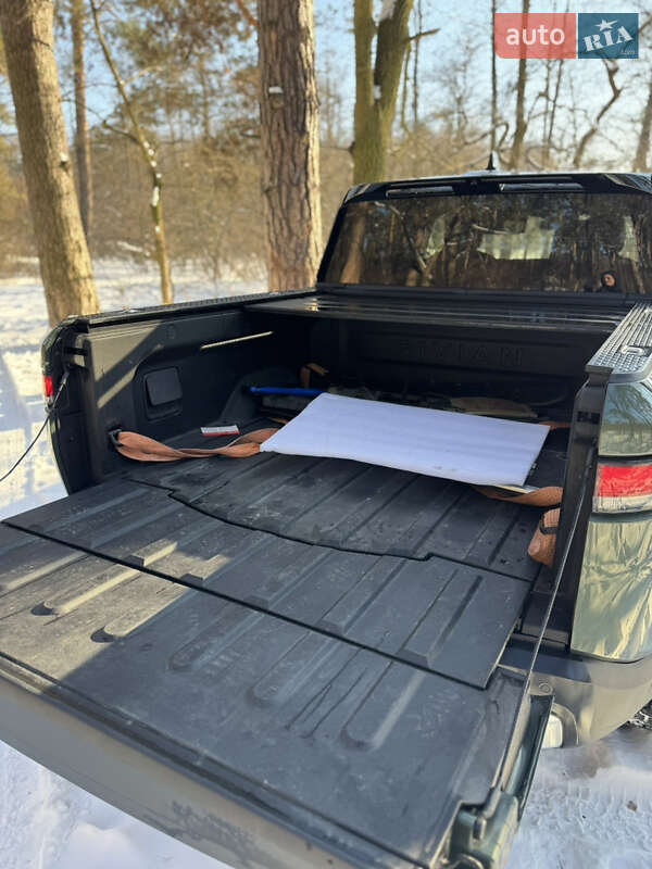 Пикап Rivian R1T 2023 в Киеве