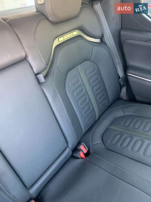 Пикап Rivian R1T 2024 в Днепре