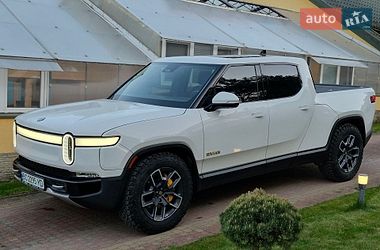 Пікап Rivian R1T 2022 в Львові