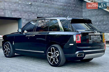 Внедорожник / Кроссовер Rolls-Royce Cullinan 2019 в 