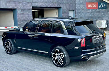 Внедорожник / Кроссовер Rolls-Royce Cullinan 2019 в 