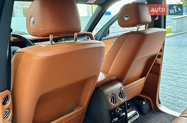 Внедорожник / Кроссовер Rolls-Royce Cullinan 2019 в 