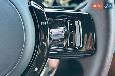 Внедорожник / Кроссовер Rolls-Royce Cullinan 2019 в 
