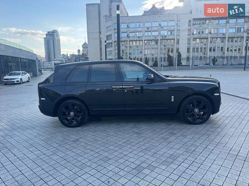Внедорожник / Кроссовер Rolls-Royce Cullinan 2020 в Киеве