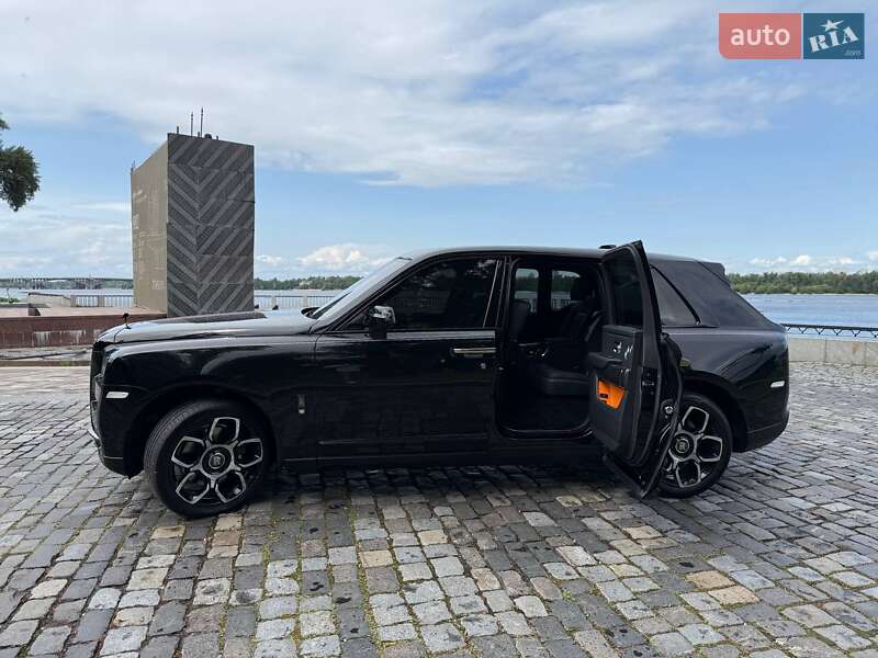 Позашляховик / Кросовер Rolls-Royce Cullinan 2021 в Києві