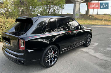 Внедорожник / Кроссовер Rolls-Royce Cullinan 2020 в 
