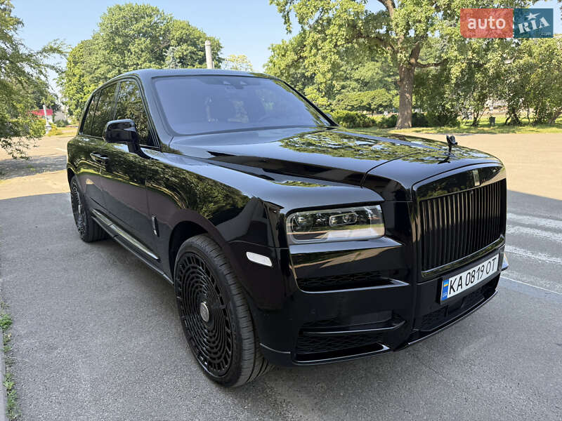 Внедорожник / Кроссовер Rolls-Royce Cullinan 2019 в Киеве
