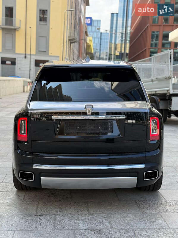 Внедорожник / Кроссовер Rolls-Royce Cullinan 2019 в Киеве