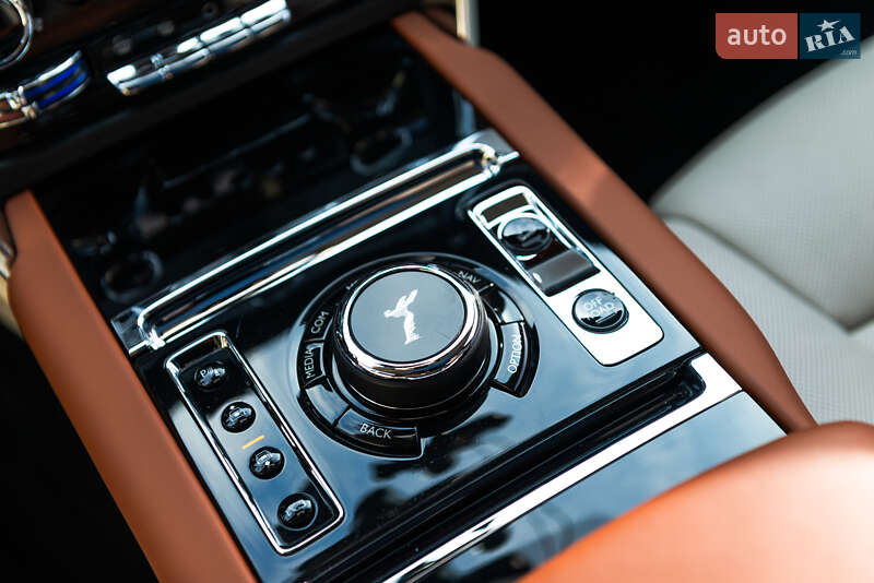 Внедорожник / Кроссовер Rolls-Royce Cullinan 2019 в Мукачево