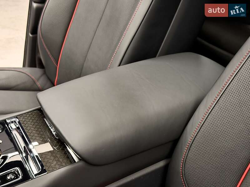 Позашляховик / Кросовер Rolls-Royce Cullinan 2020 в Києві