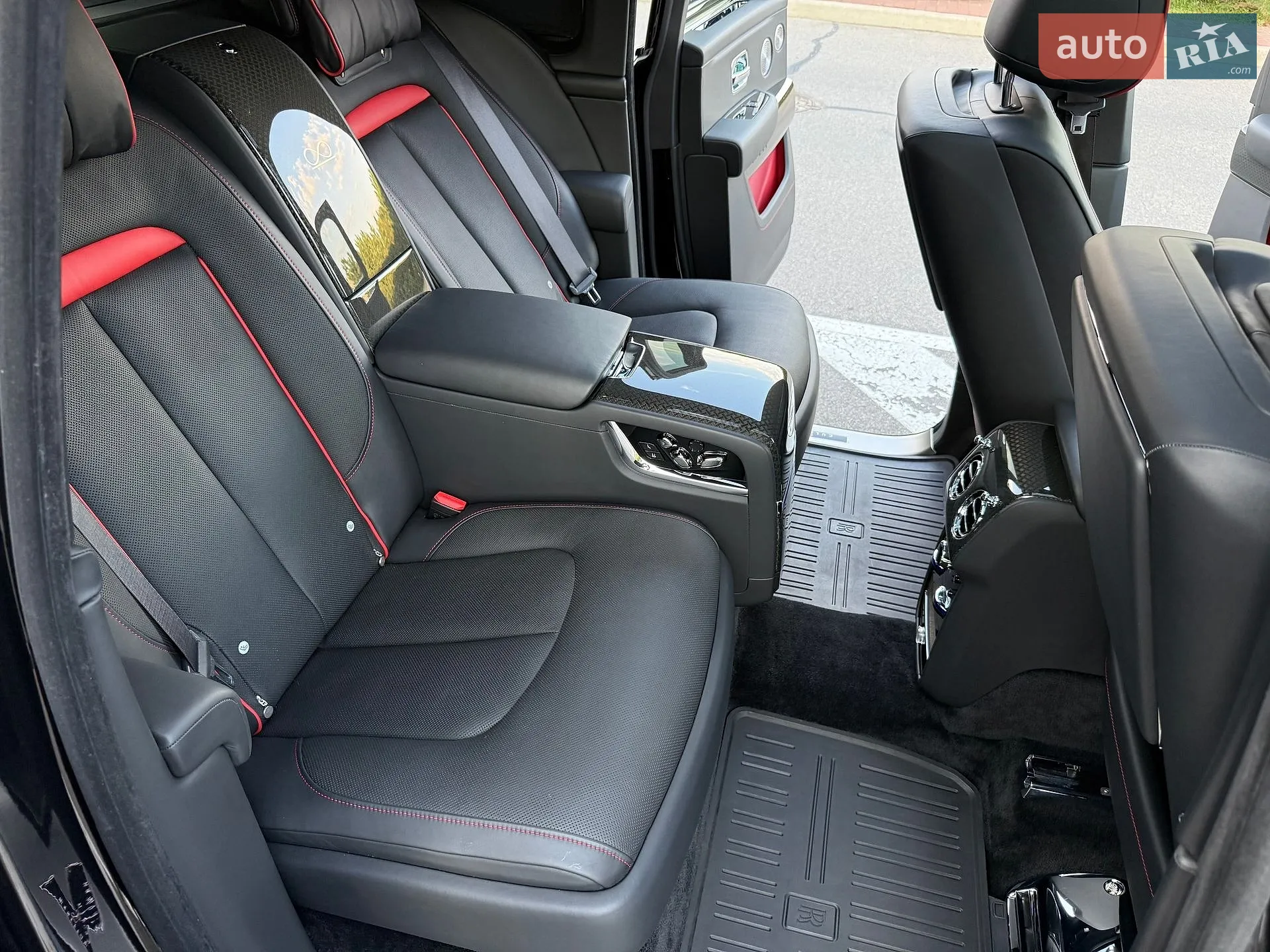 2020 Rolls-Royce Cullinan - мініатюра 62