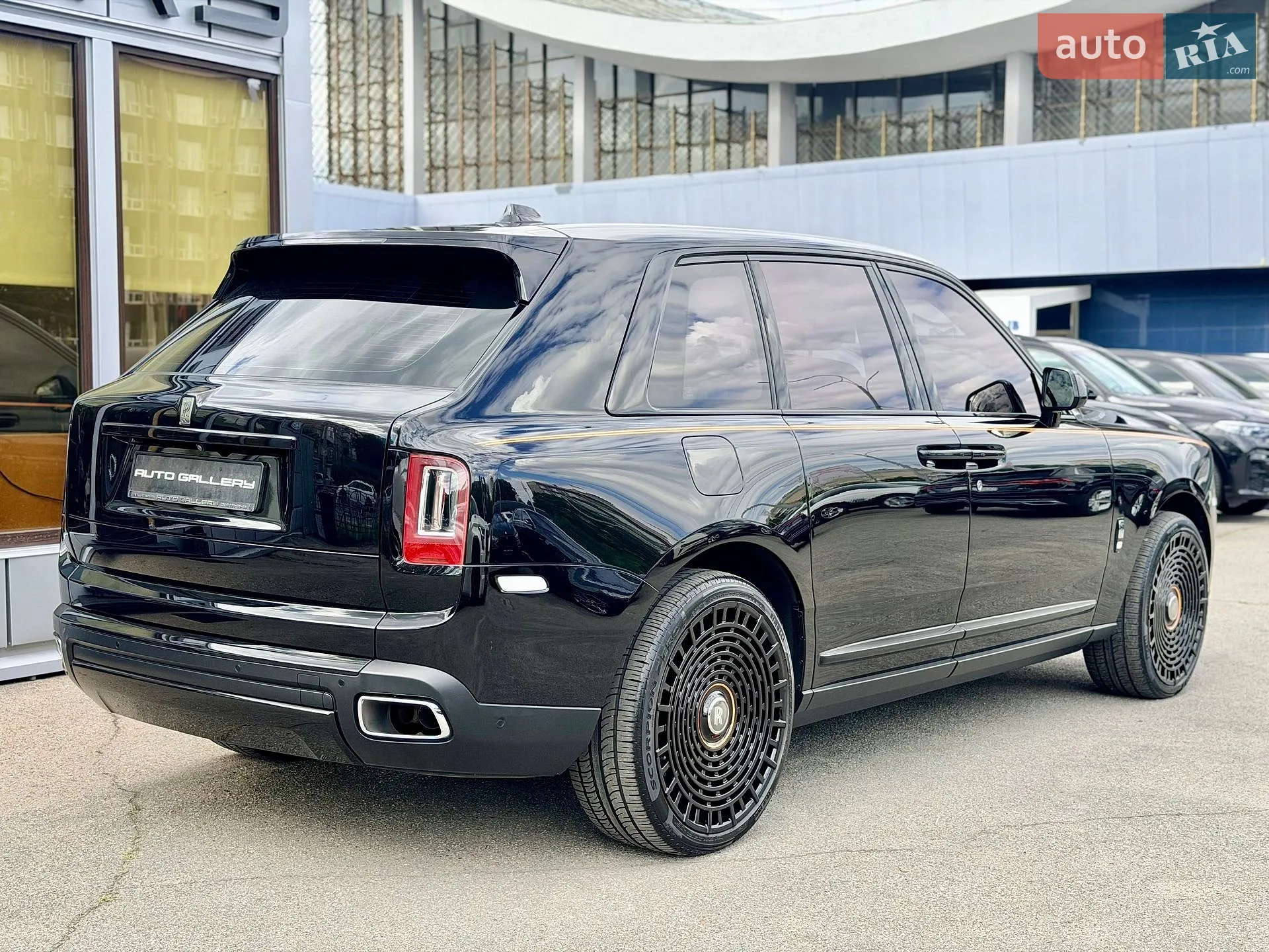 2019 Rolls-Royce Cullinan - мініатюра 19