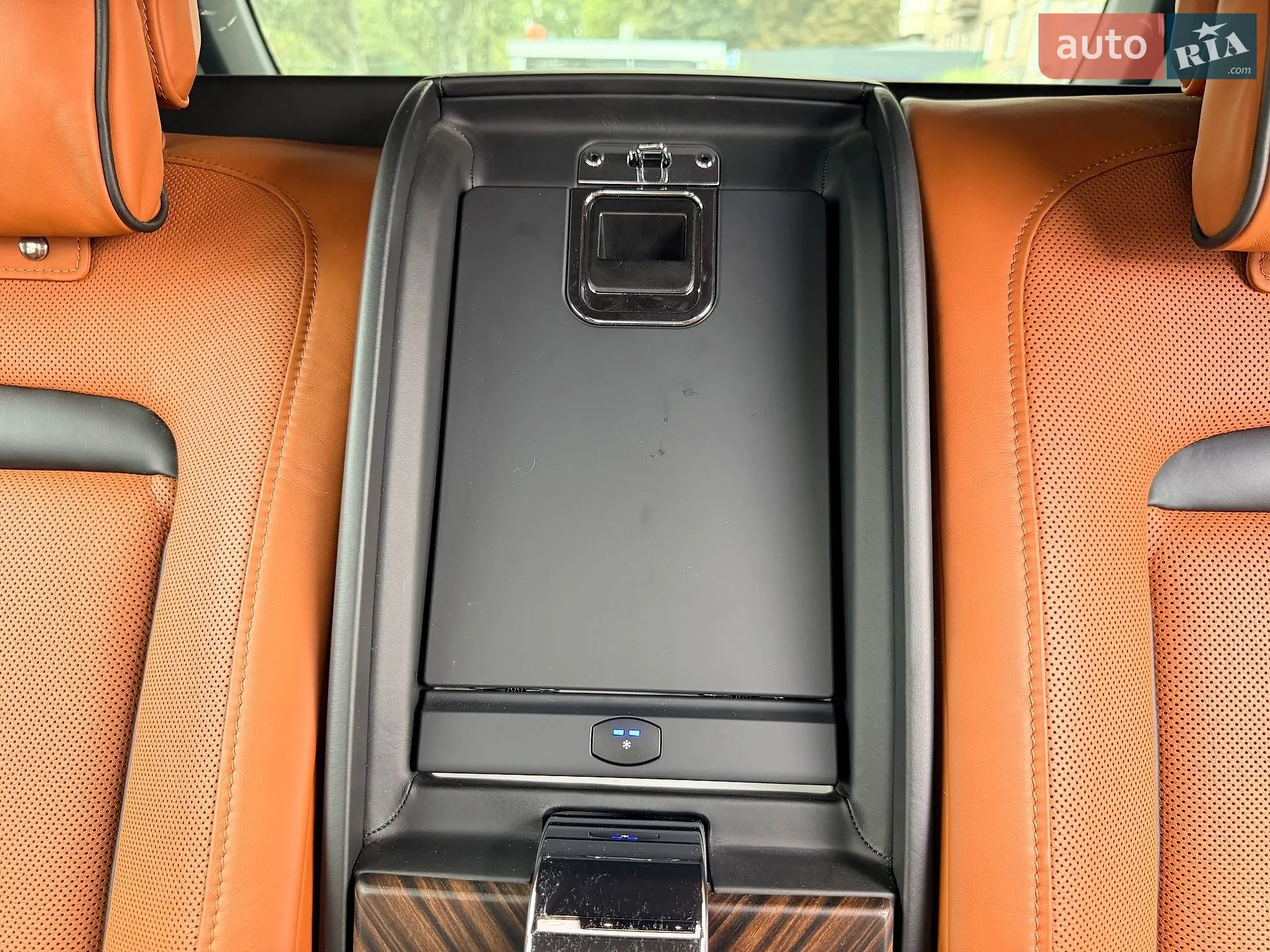 2019 Rolls-Royce Cullinan - мініатюра 36