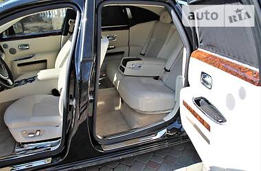 Седан Rolls-Royce Ghost 2010 в 