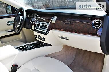 Седан Rolls-Royce Ghost 2010 в 