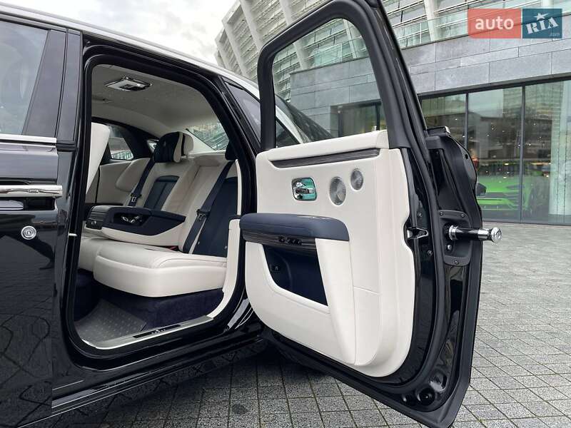 Седан Rolls-Royce Ghost 2021 в Києві