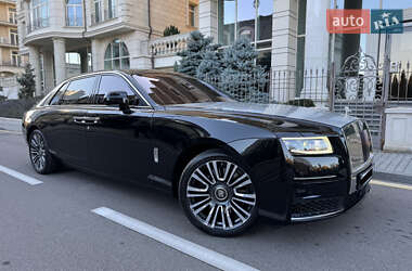 Седан Rolls-Royce Ghost 2021 в 