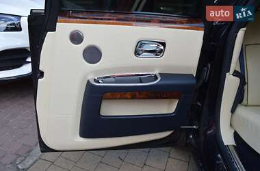 Седан Rolls-Royce Ghost 2012 в 