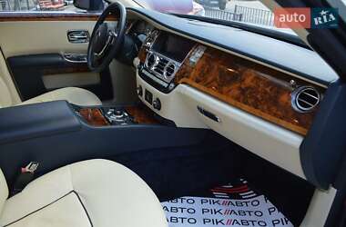 Седан Rolls-Royce Ghost 2012 в 