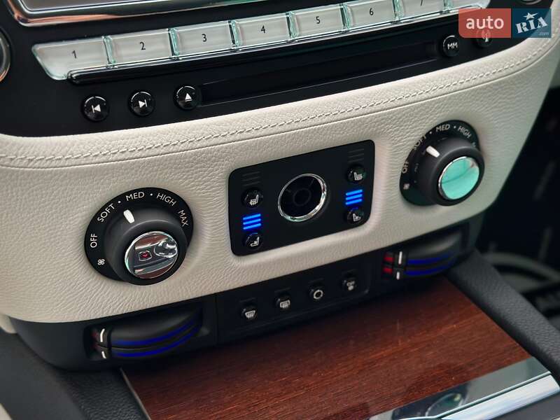 Седан Rolls-Royce Ghost 2011 в Києві