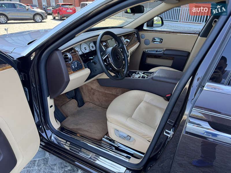 Седан Rolls-Royce Ghost 2013 в Днепре