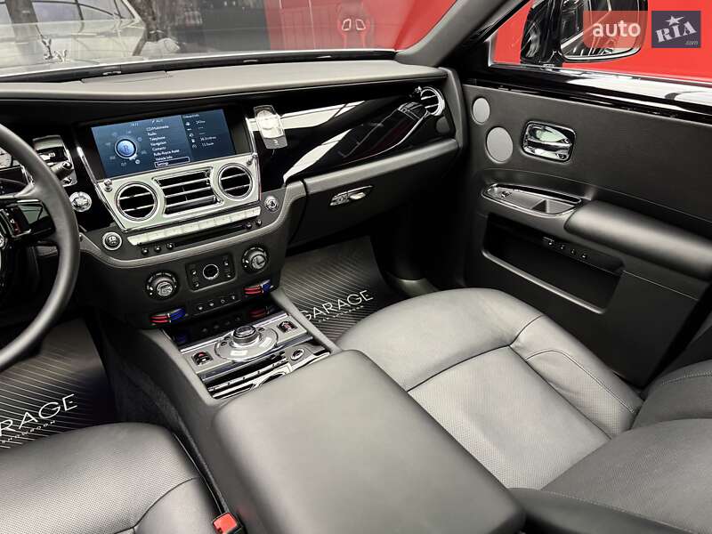 Седан Rolls-Royce Ghost 2010 в Киеве фото 37 Седан Rolls-Royce Ghost 2010 в Киеве