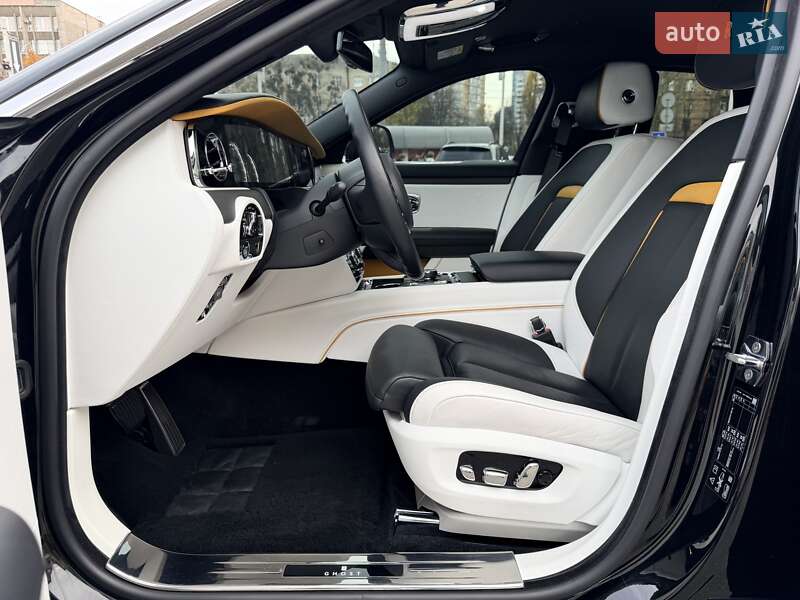 Седан Rolls-Royce Ghost 2020 в Києві