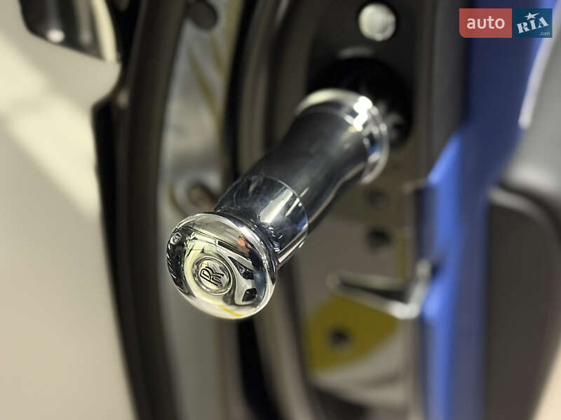 Седан Rolls-Royce Ghost 2018 в Киеве фото 123 Седан Rolls-Royce Ghost 2018 в Киеве