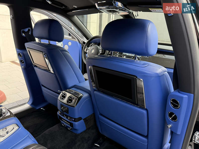 Седан Rolls-Royce Ghost 2018 в Киеве