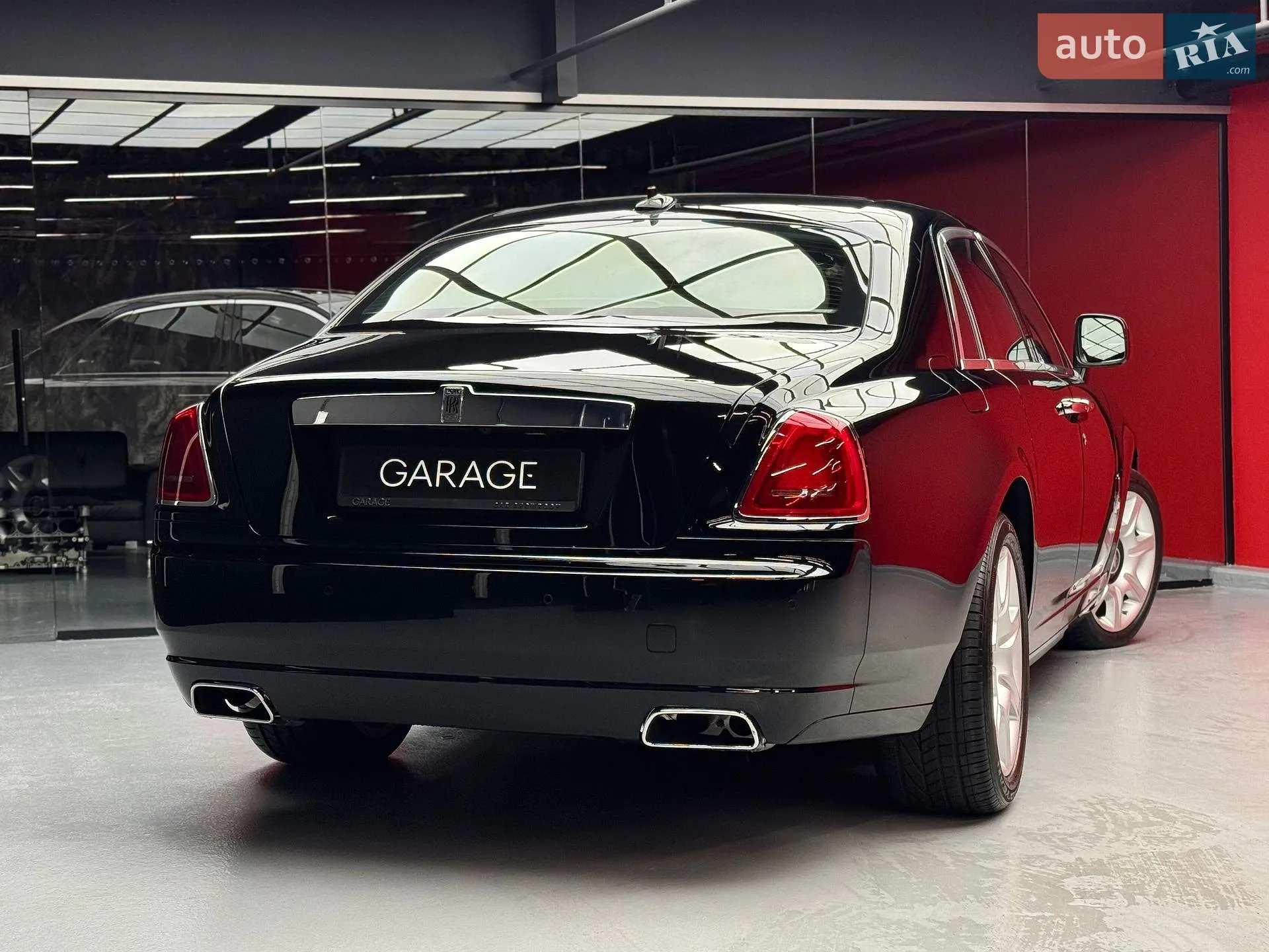 2010 Rolls-Royce Ghost - мініатюра 15