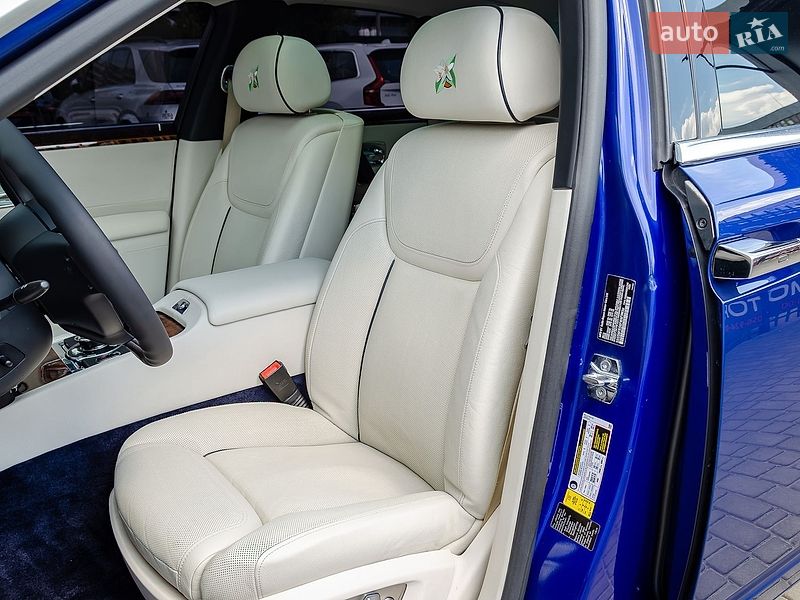 Седан Rolls-Royce Ghost 2015 в Киеве