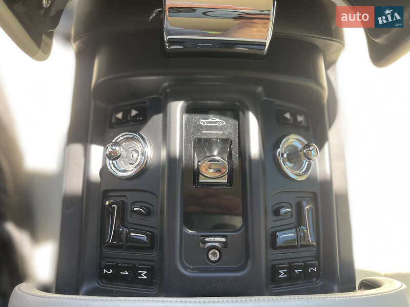 Кабриолет Rolls-Royce Phantom Drophead Coupe 2009 в Киеве