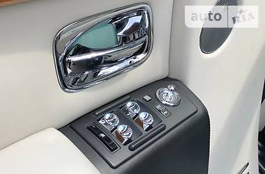 Седан Rolls-Royce Phantom 2006 в 