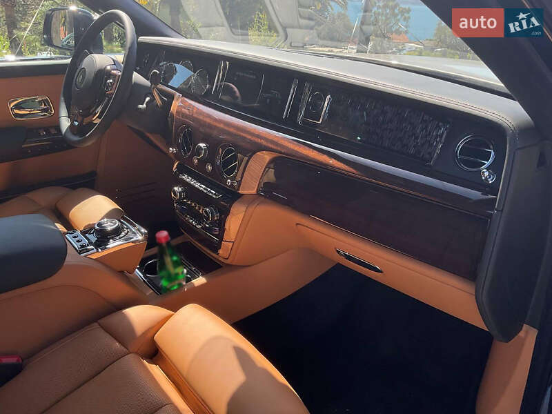 Седан Rolls-Royce Phantom 2021 в Києві