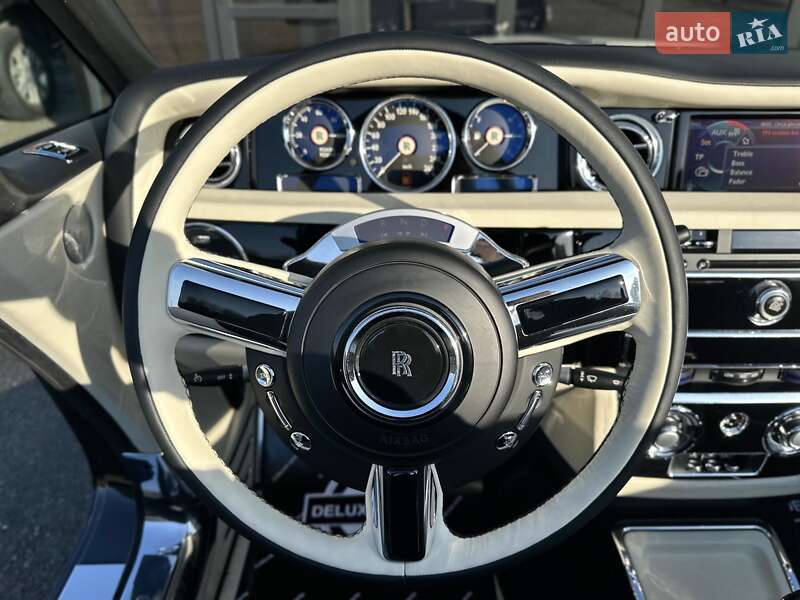 Кабріолет Rolls-Royce Phantom 2007 в Києві
