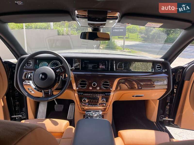 Седан Rolls-Royce Phantom 2021 в Киеве