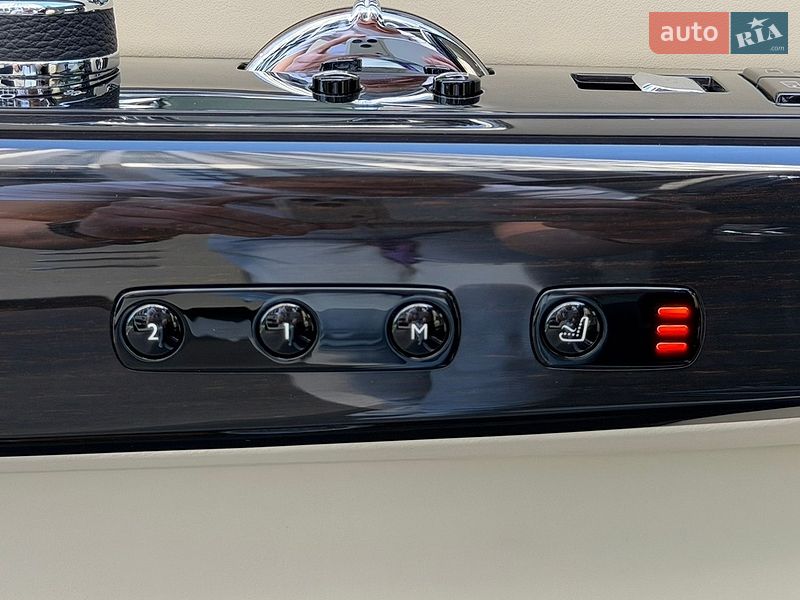Седан Rolls-Royce Phantom 2019 в Києві