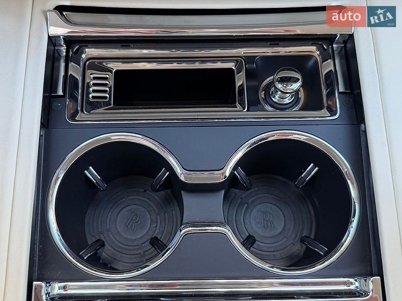 Седан Rolls-Royce Phantom 2019 в Києві