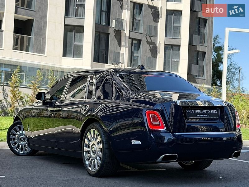 Седан Rolls-Royce Phantom 2019 в Киеве