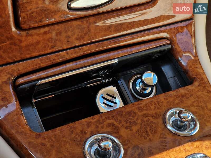 Седан Rolls-Royce Silver Seraph 2001 в Одессе фото 102 Седан Rolls-Royce Silver Seraph 2001 в Одессе