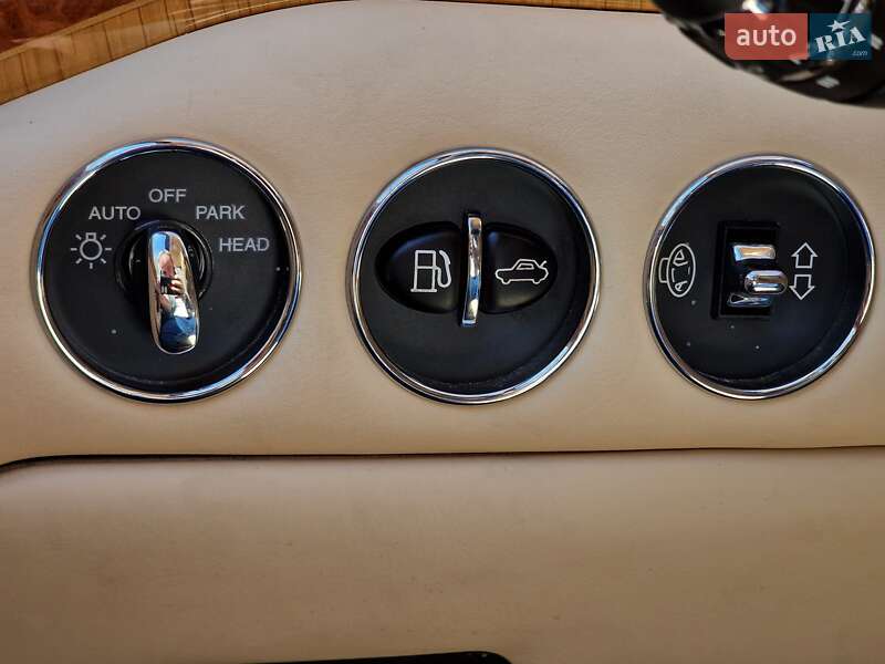 Седан Rolls-Royce Silver Seraph 2001 в Одессе фото 107 Седан Rolls-Royce Silver Seraph 2001 в Одессе