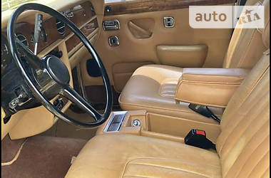 Седан Rolls-Royce Silver Shadow 1980 в 