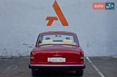 Седан Rolls-Royce Silver Shadow 1974 в 
