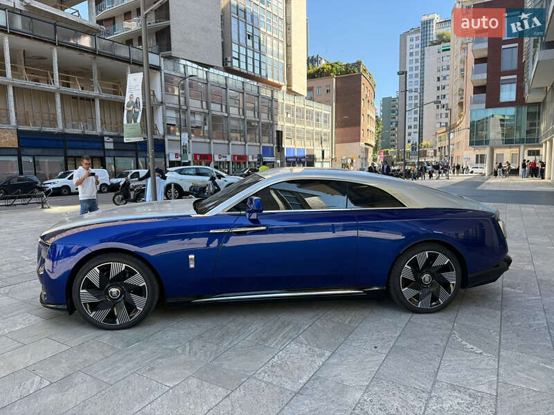 Купе Rolls-Royce Spectre 2024 в Києві фото 14 Купе Rolls-Royce Spectre 2024 в Києві