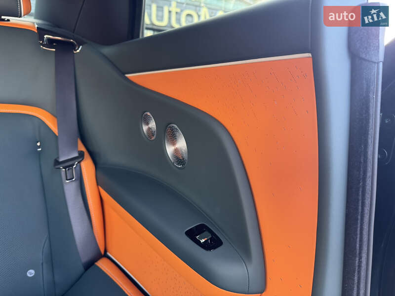 Купе Rolls-Royce Spectre 2024 в Києві фото 33 Купе Rolls-Royce Spectre 2024 в Києві