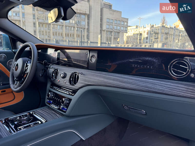 Купе Rolls-Royce Spectre 2024 в Києві фото 39 Купе Rolls-Royce Spectre 2024 в Києві
