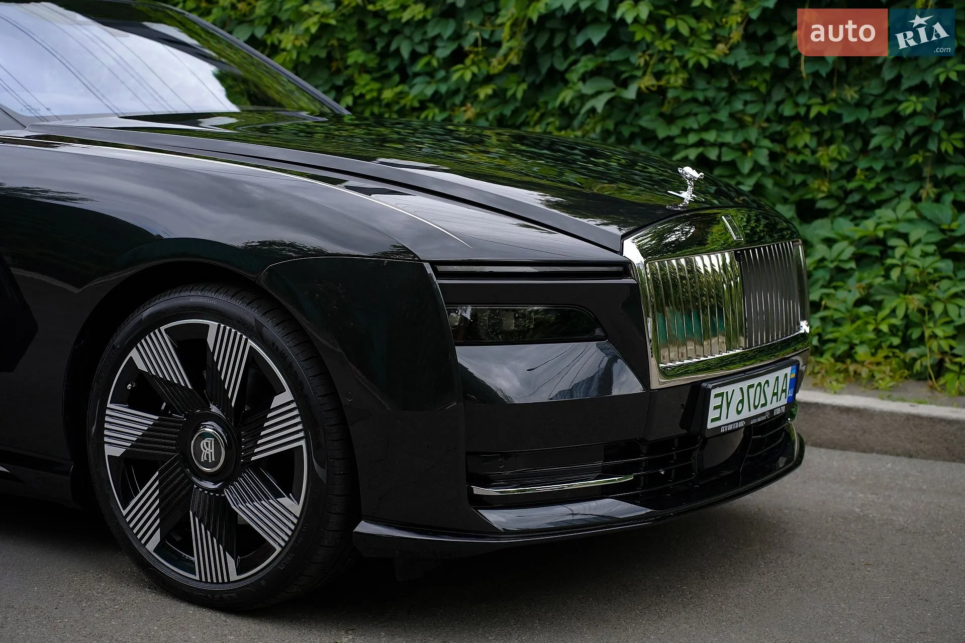 2024 Rolls-Royce Spectre - мініатюра 8