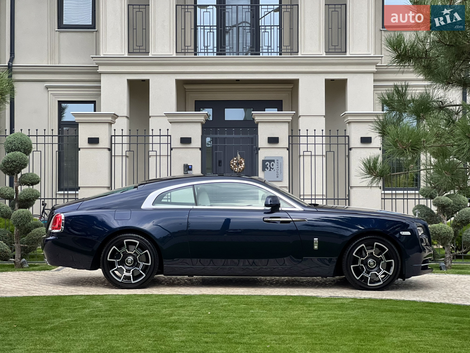 2015 Rolls-Royce Wraith - мініатюра 20