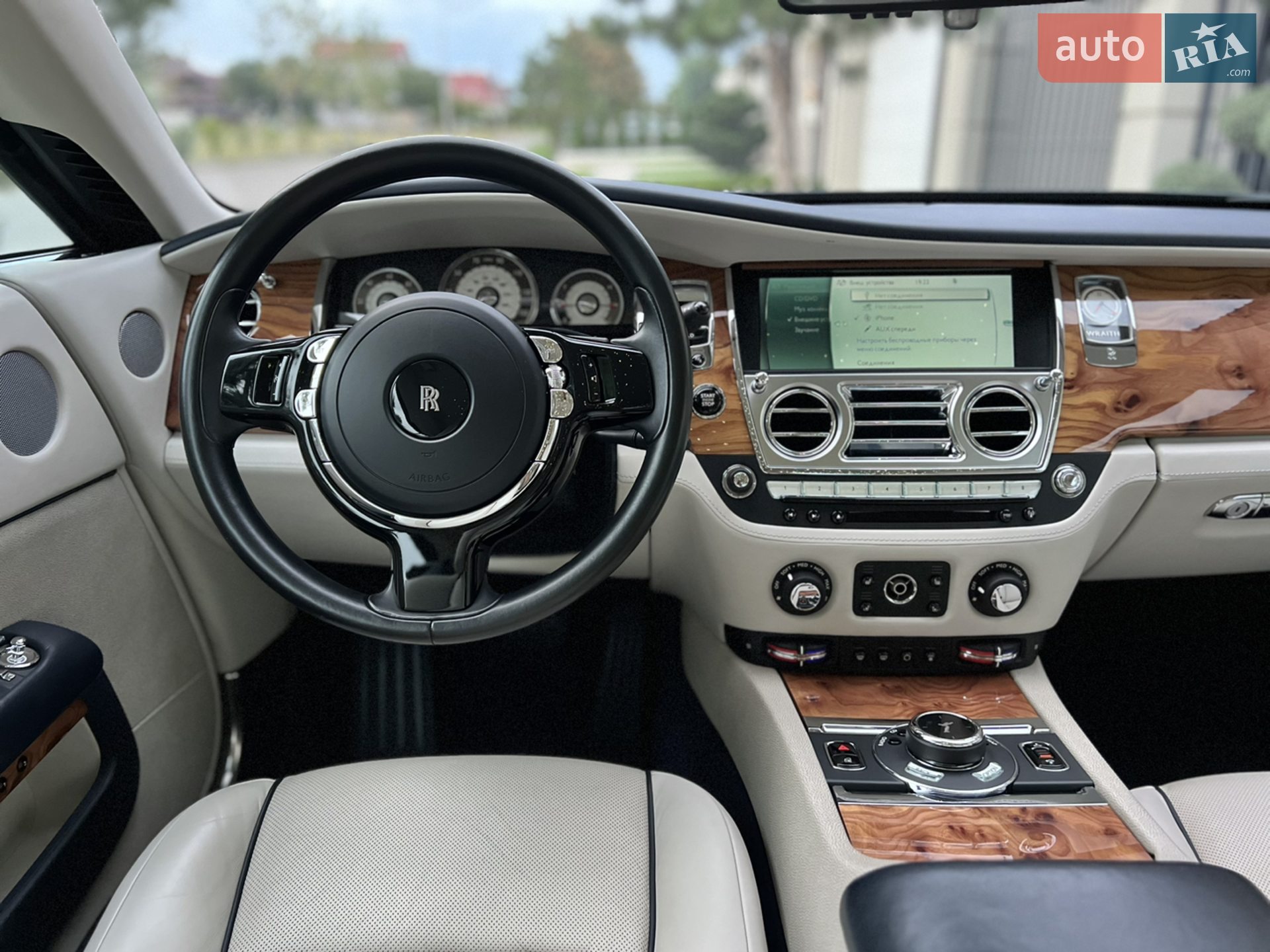 2015 Rolls-Royce Wraith - мініатюра 49