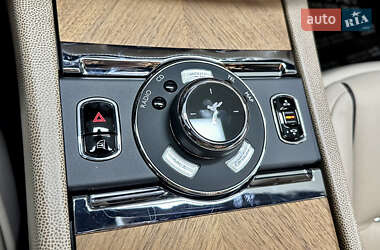 Седан Rolls-Royce Wraith 2014 в 